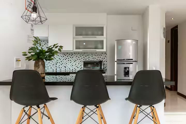 VENDE APARTAESTUDIO EL POBLADO MEDELLIN ✅