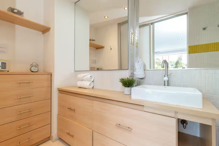 VENDE APARTAESTUDIO EL POBLADO MEDELLIN ✅