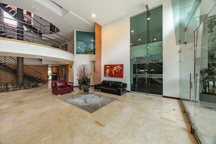 VENDE APARTAESTUDIO EL POBLADO MEDELLIN ✅