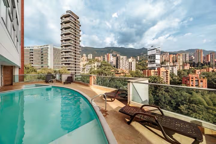 VENDE APARTAESTUDIO EL POBLADO MEDELLIN ✅