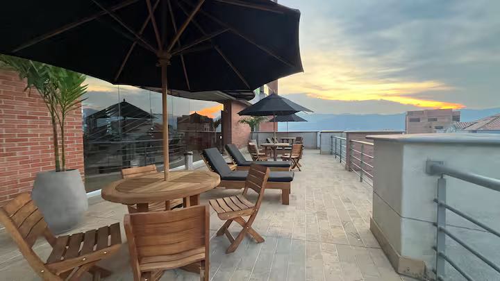 VENDE APARTAESTUDIO EL POBLADO MEDELLIN ✅