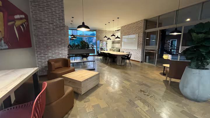 VENDE APARTAESTUDIO EL POBLADO MEDELLIN ✅