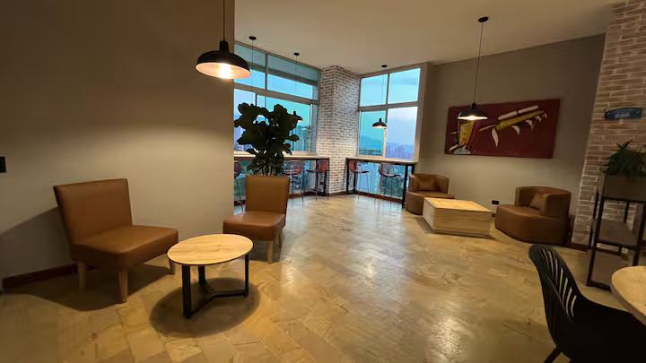 VENDE APARTAESTUDIO EL POBLADO MEDELLIN ✅