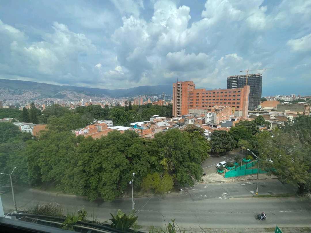 VENDO APARTALOFT EN LA AMERICA PARA RENTAS CORTAS 💎 — foto 3 de 21