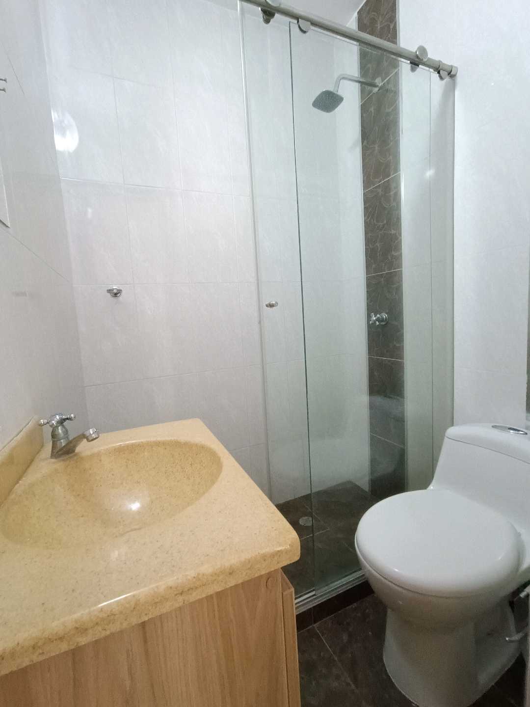 VENDO APARTAMENTO AL SUR DE CALI EN EL BARRIO PRIMERO DE MAYO