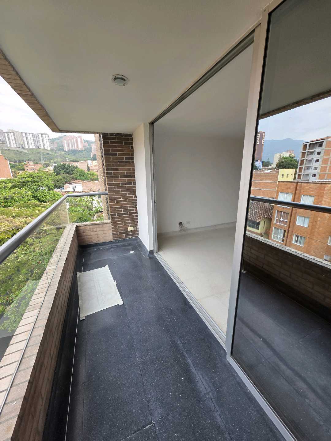 Vendo apartamento duplex calasanz