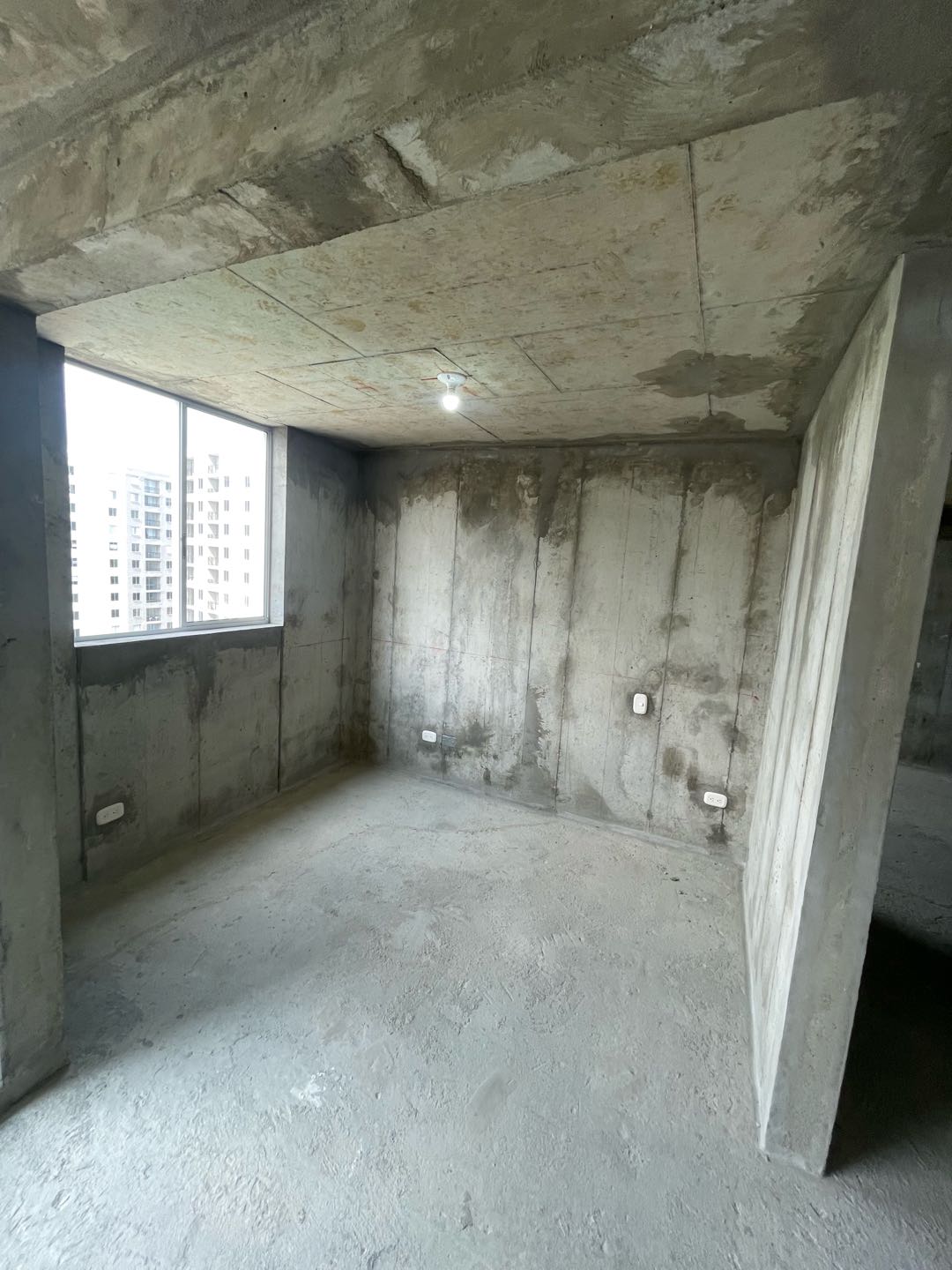 VENDO APARTAMENTO EN 60m2 piso 8 con parquedero en Kachipay