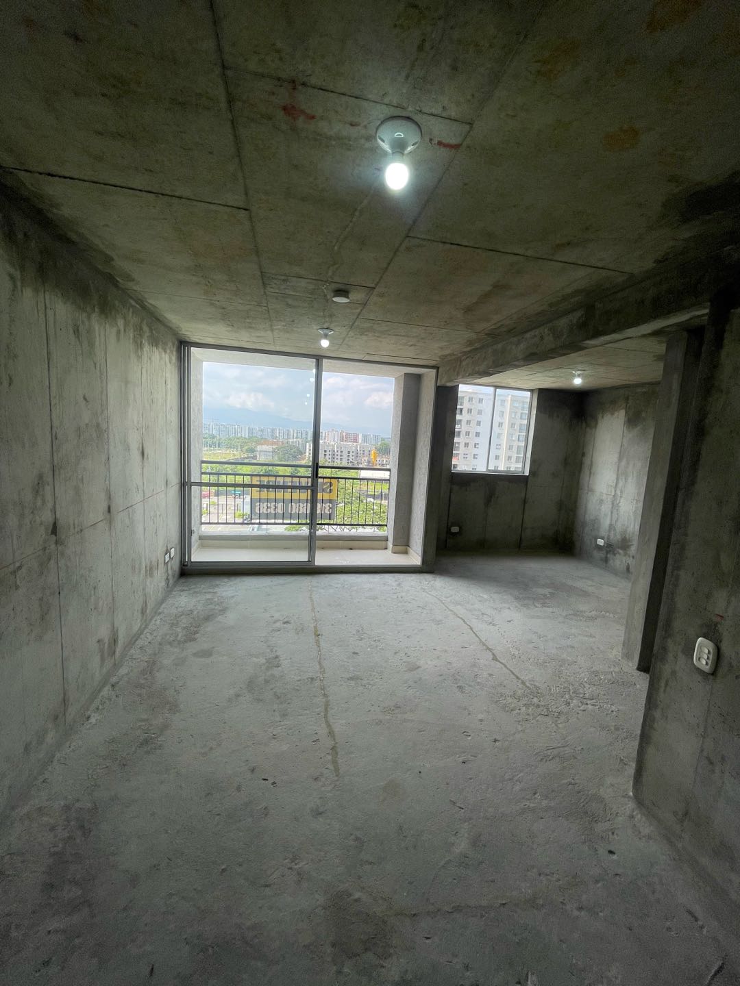 VENDO APARTAMENTO EN 60m2 piso 8 con parquedero en Kachipay