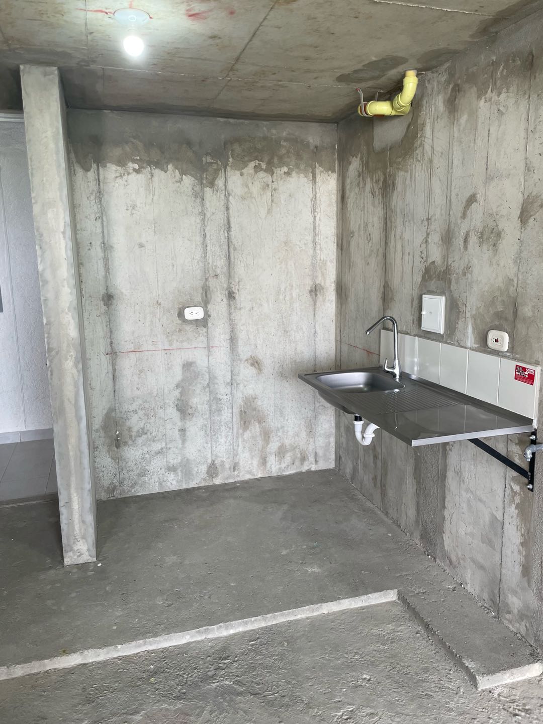 VENDO APARTAMENTO EN 60m2 piso 8 con parquedero en Kachipay
