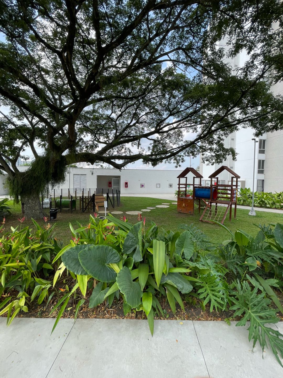 VENDO APARTAMENTO EN 60m2 piso 8 con parquedero en Kachipay