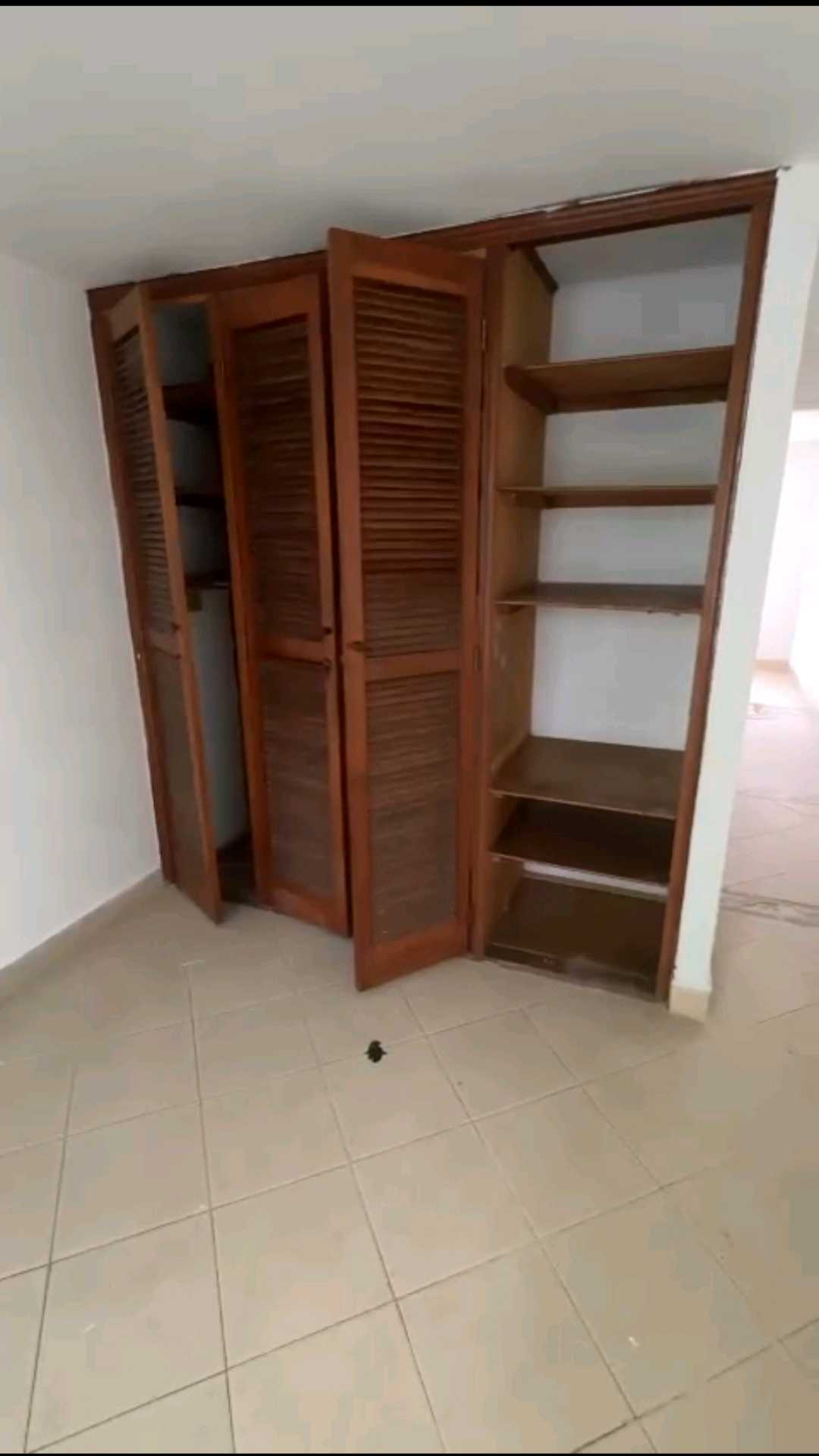 Vendo apartamento en buenos aires sector Cataluña