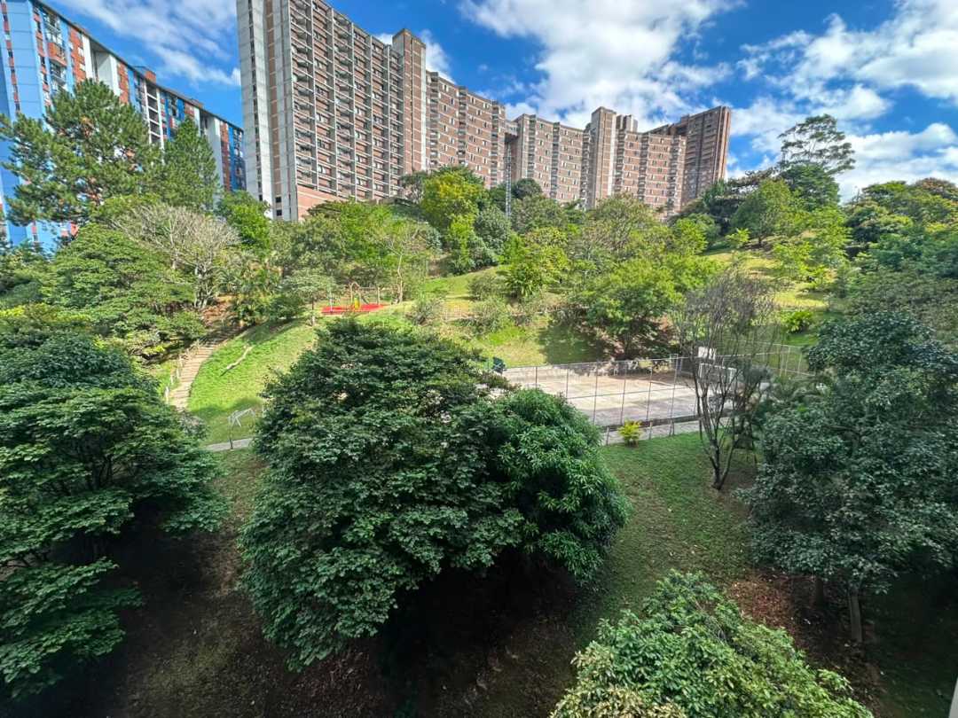 Vendo apartamento en Calasanz
