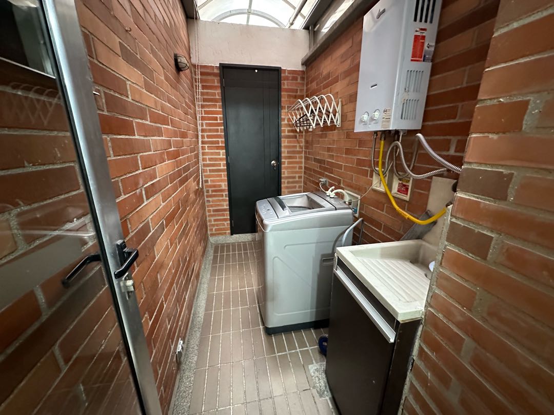 Vendo Apartamento en Ciudad del Río,  Balcón Amplio en Unidad Completa — foto 5 de 19