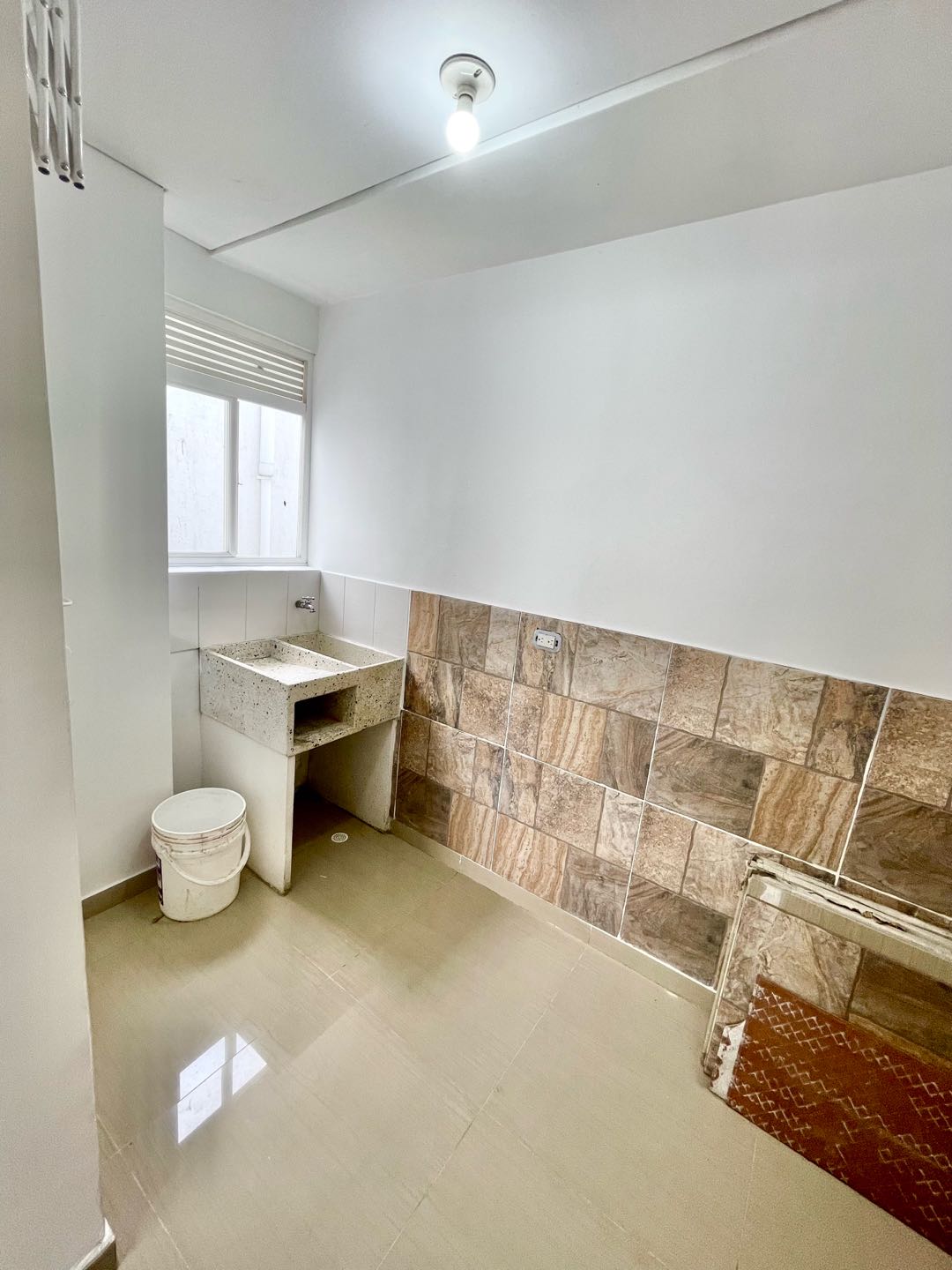 VENDO APARTAMENTO EN CIUDAD PACÍFICA 59m2