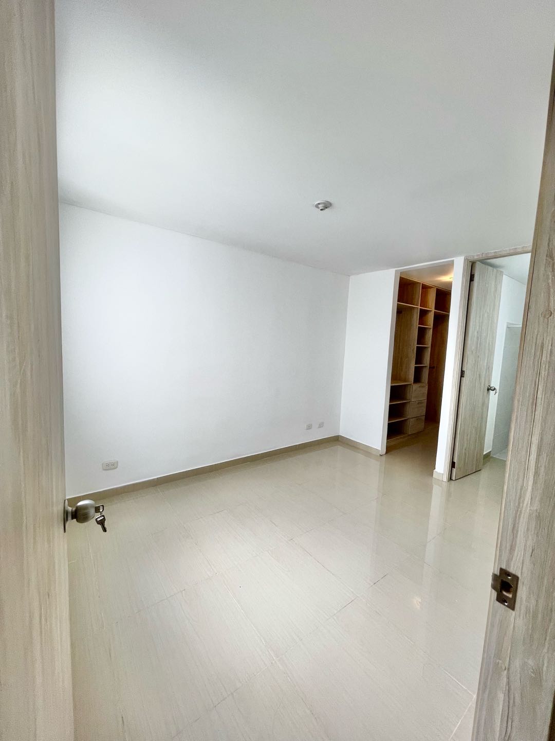 VENDO APARTAMENTO EN CIUDAD PACÍFICA 59m2
