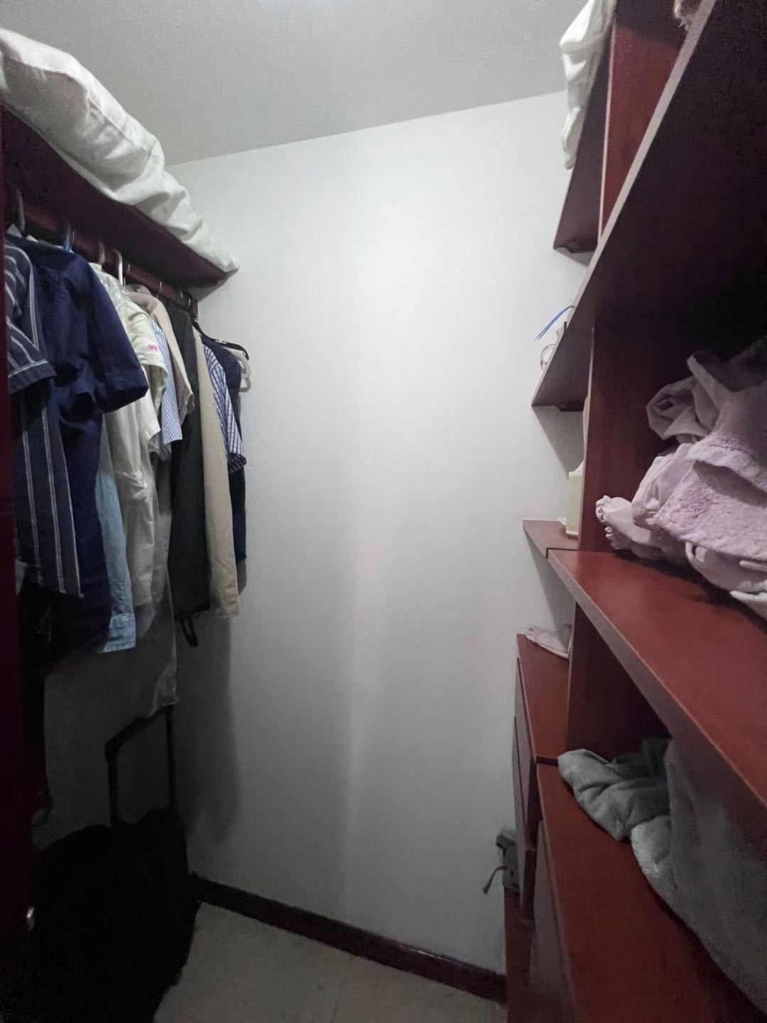 Vendo Apartamento en el poblado (La frontera)  Medellín