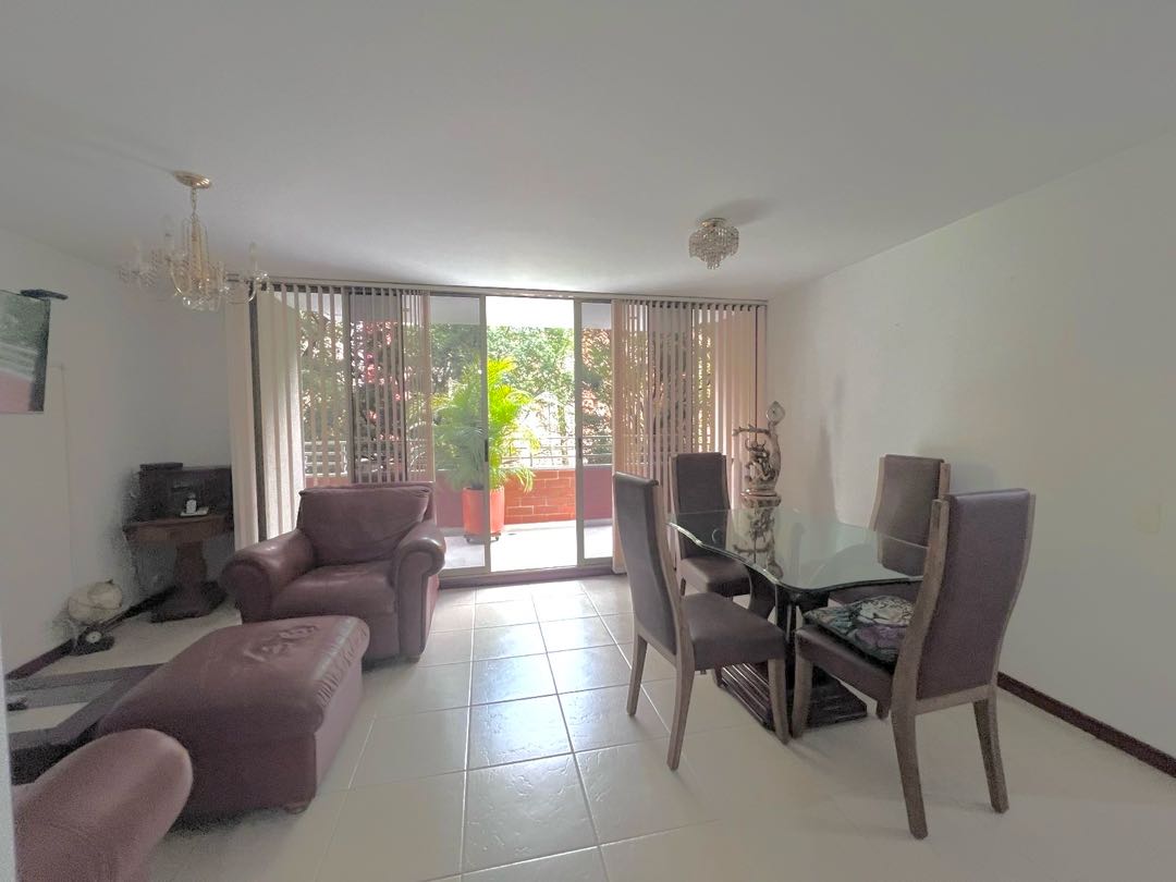 Vendo Apartamento en el poblado (La frontera)  Medellín