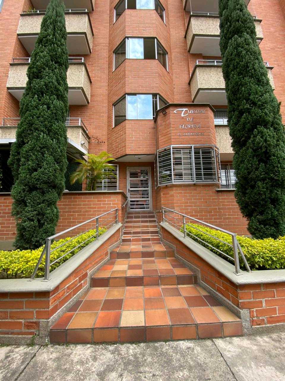 Vendo apartamento en estadio