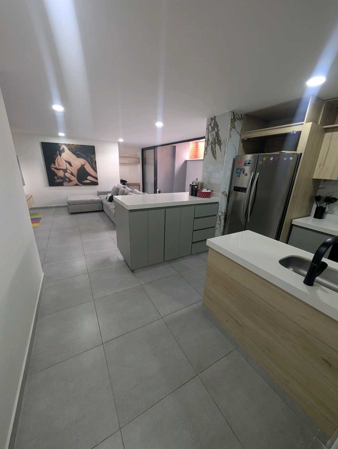 Vendo apartamento en la america