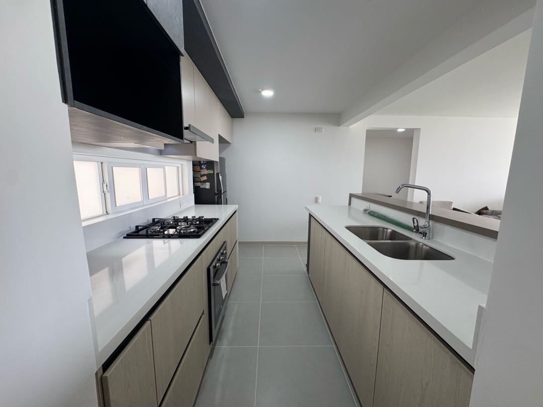 VENDO APARTAMENTO EN PANCE 117m2 piso 5
