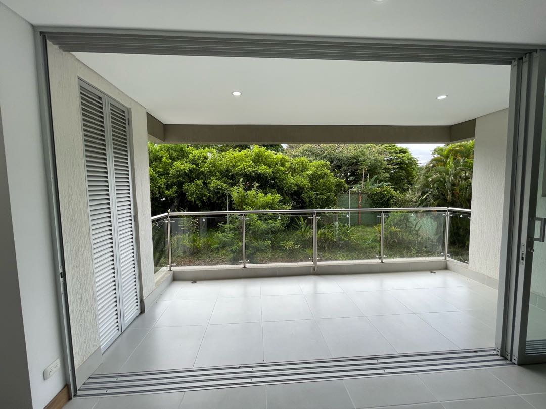 VENDO O RENTO APARTAMENTO EN ANTARES PANCE 120m2 piso 3