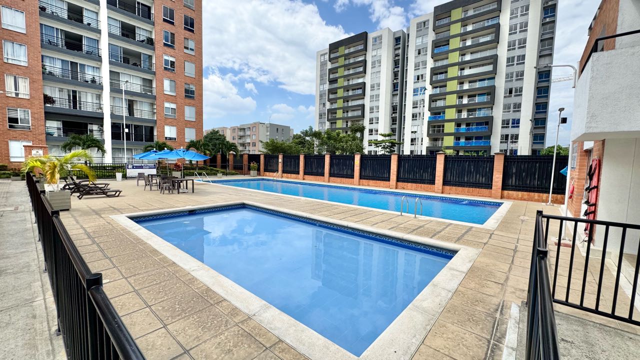 VENDO APARTAMENTO EN VALLE DEL LILI 65m2 PISO 1