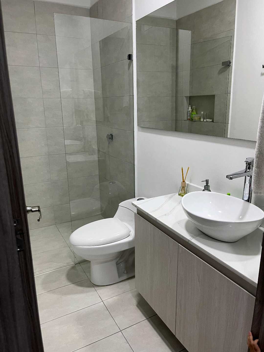 Vendo apartamento guayabal (cristo rey)