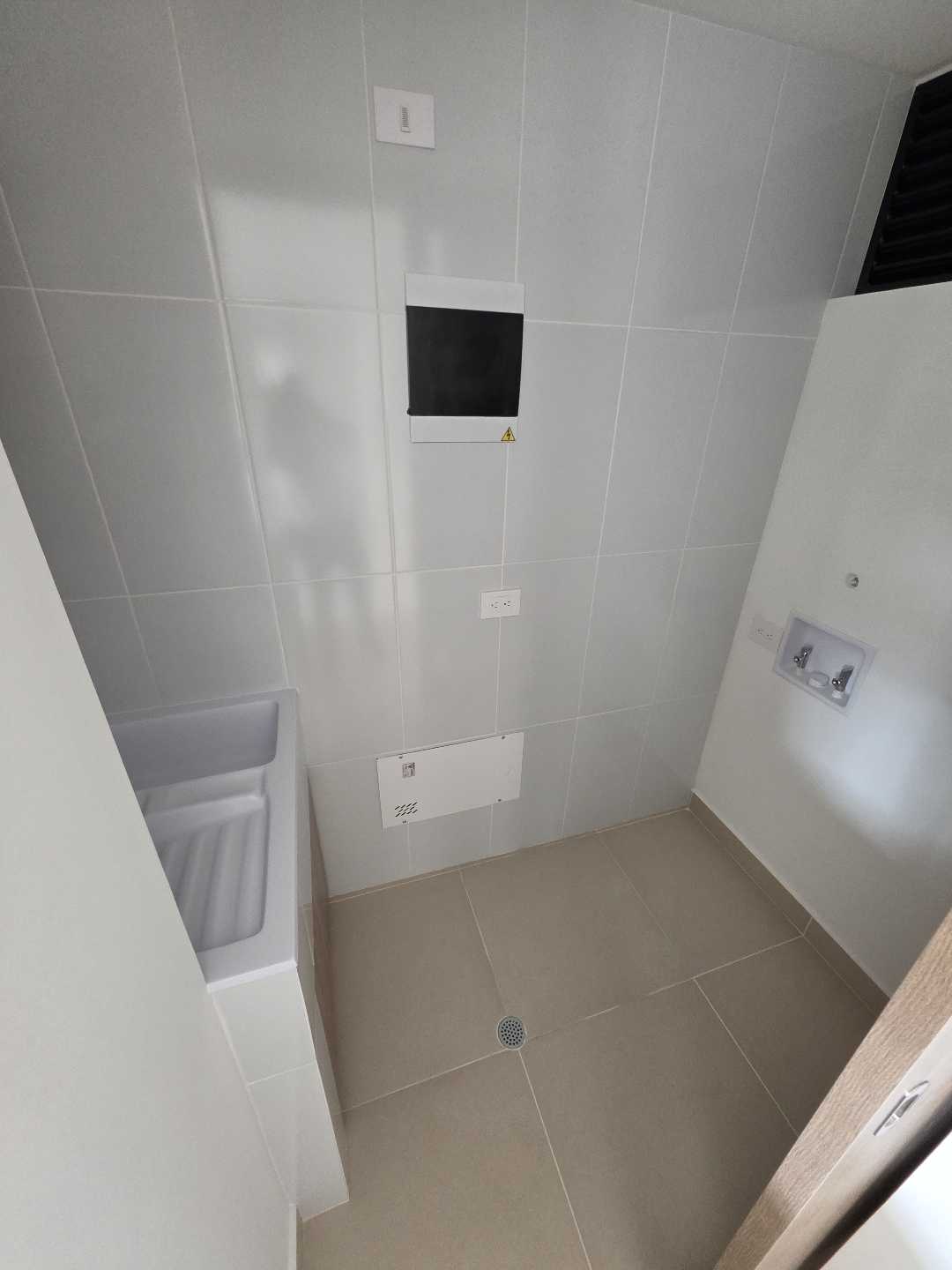 Vendo apartamento laureles