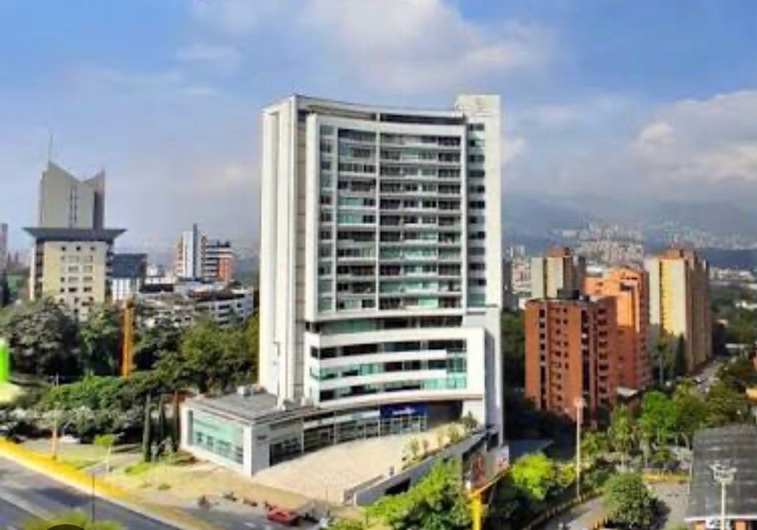 Vendo apartamento oviedo el poblado Medellín