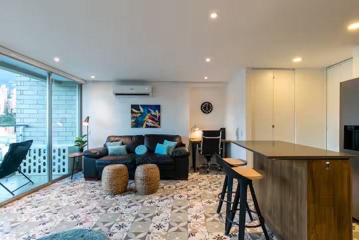 Vendo apartamento oviedo el poblado Medellín