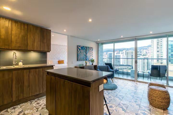 Vendo apartamento oviedo el poblado Medellín