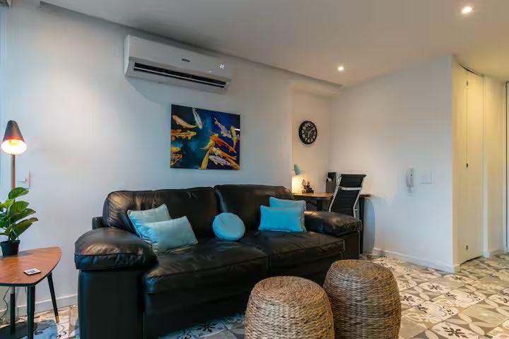 Vendo apartamento oviedo el poblado Medellín