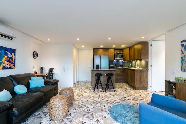 Vendo apartamento oviedo el poblado Medellín