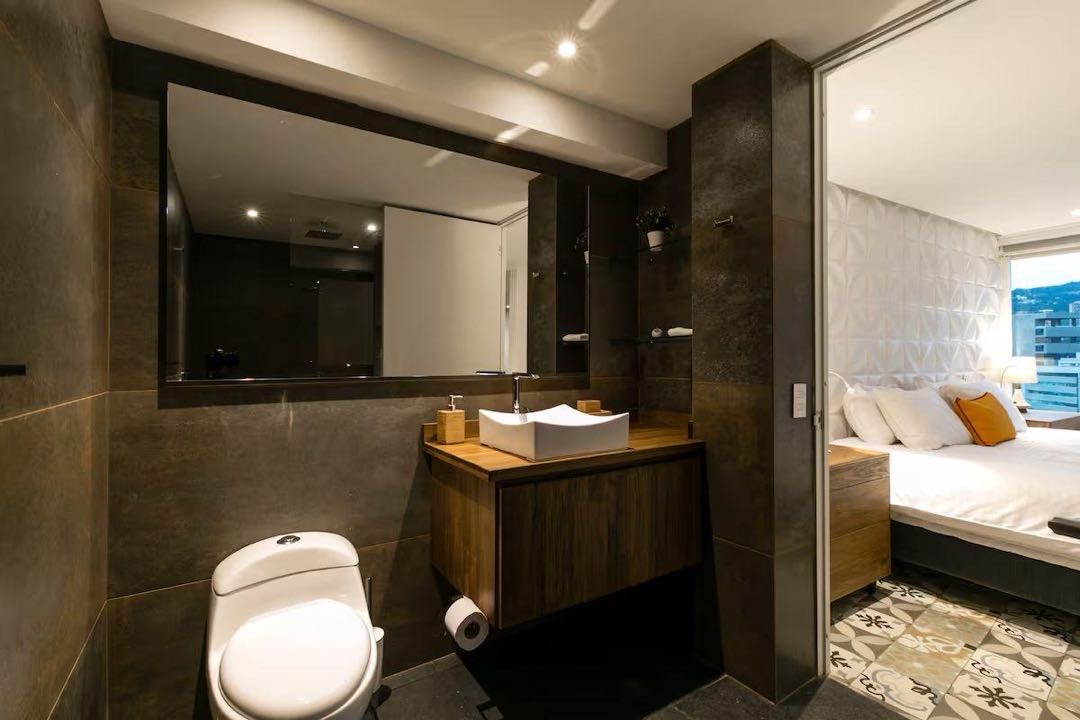 Vendo apartamento oviedo el poblado Medellín