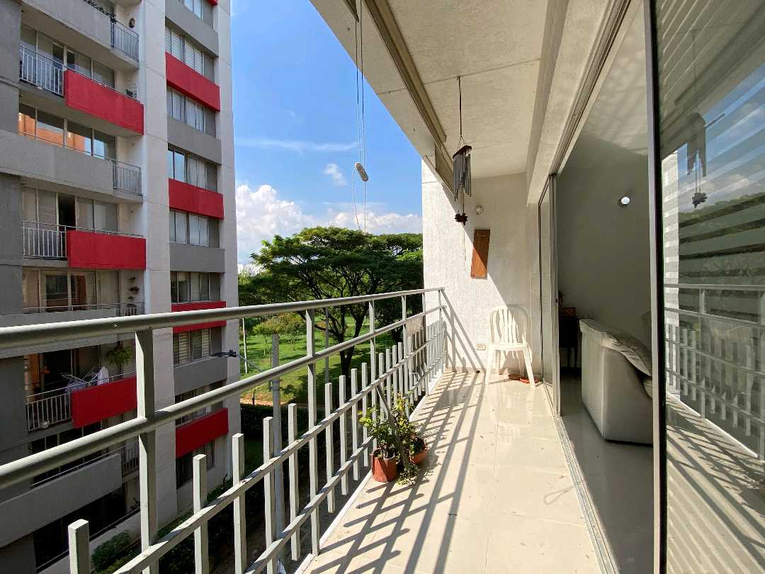 VENDO APARTAMENTO LA HACIENDA 4TO PISO CALI W9722968 ISA-L