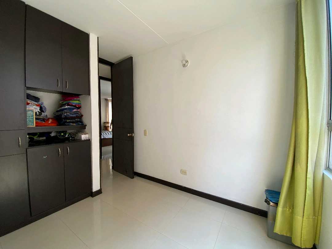 VENDO APARTAMENTO LA HACIENDA 4TO PISO CALI W9722968 ISA-L