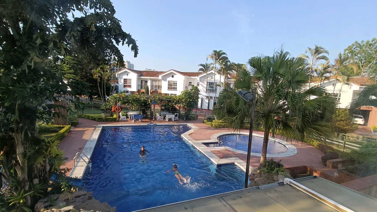 VENDO CASA EN CONDOMINIO 2 PISOS  CIUDAD JARDIN CALI W9718275 ISA-P