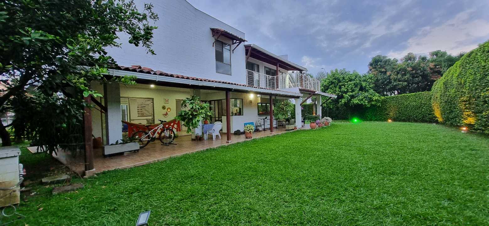 VENDO CASA CAMPESTRE EN LA MORADA JAMUNDI W9455274 ISA