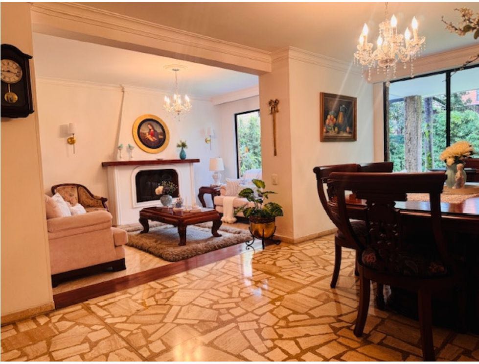 Vendo casa el poblado loma  parra unidad cerrada. Medellin. ✅