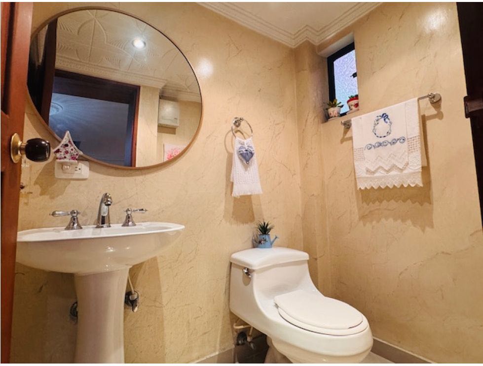 Vendo casa el poblado loma  parra unidad cerrada. Medellin. ✅