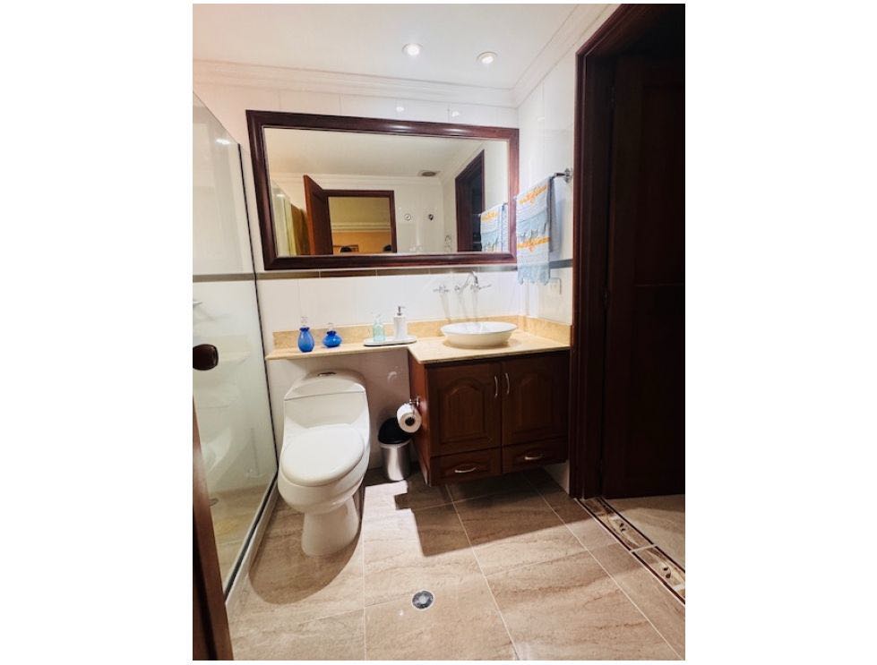 Vendo casa el poblado loma  parra unidad cerrada. Medellin. ✅