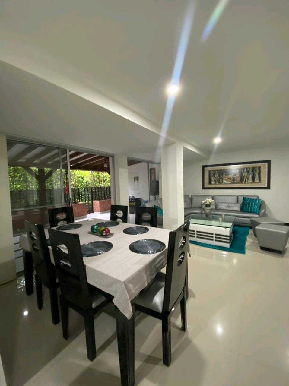 VENDO CASA EN CONDOMINIO FARALLONES DE PANCE  W9686137 ISA-L