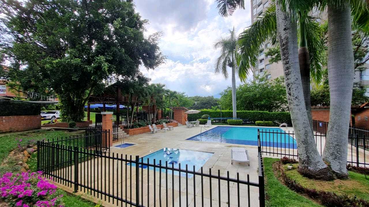 VENDO CASA EN CONDOMINIO FARALLONES DE PANCE  W9686137 ISA-L