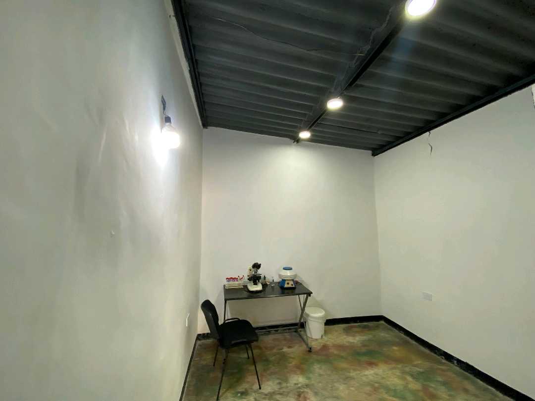 Casa en venta Naguanagua Rivas Dávila c/c Av universidad HV-9775012 - Foto 4