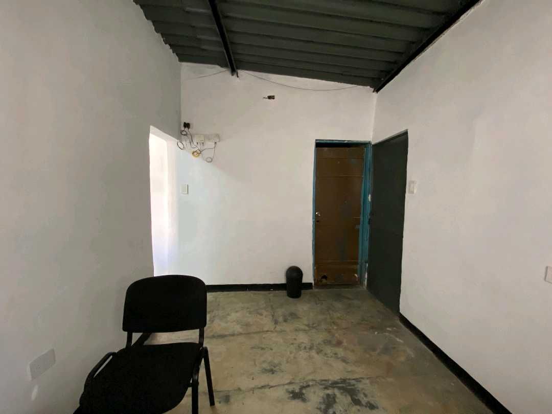 Casa en venta Naguanagua Rivas Dávila c/c Av universidad HV-9775012 - Foto 6