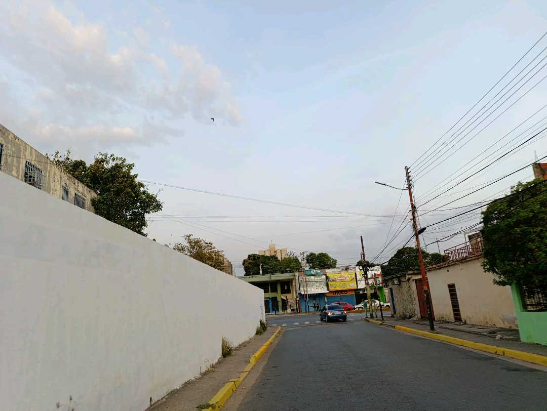 Casa en venta Naguanagua Rivas Dávila c/c Av universidad HV-9775012 - Foto 8