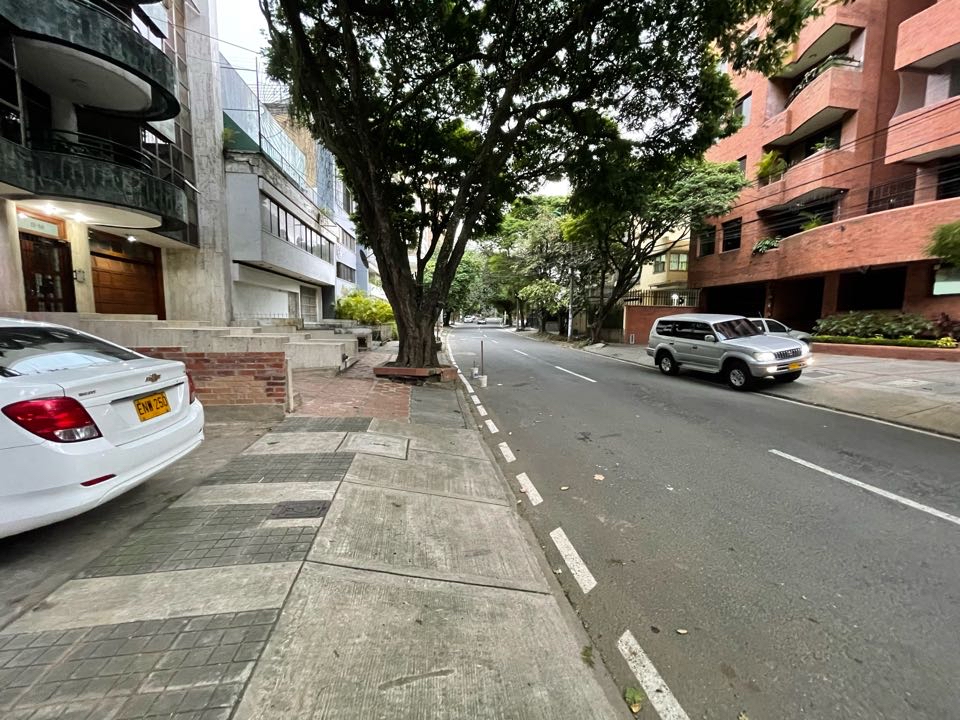 SE VENDE PROPIEDAD EN SANTA TERESITA OESTE DE CALI