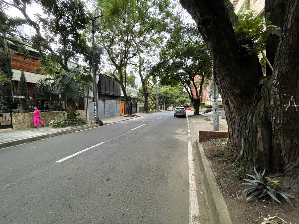 SE VENDE PROPIEDAD EN SANTA TERESITA OESTE DE CALI