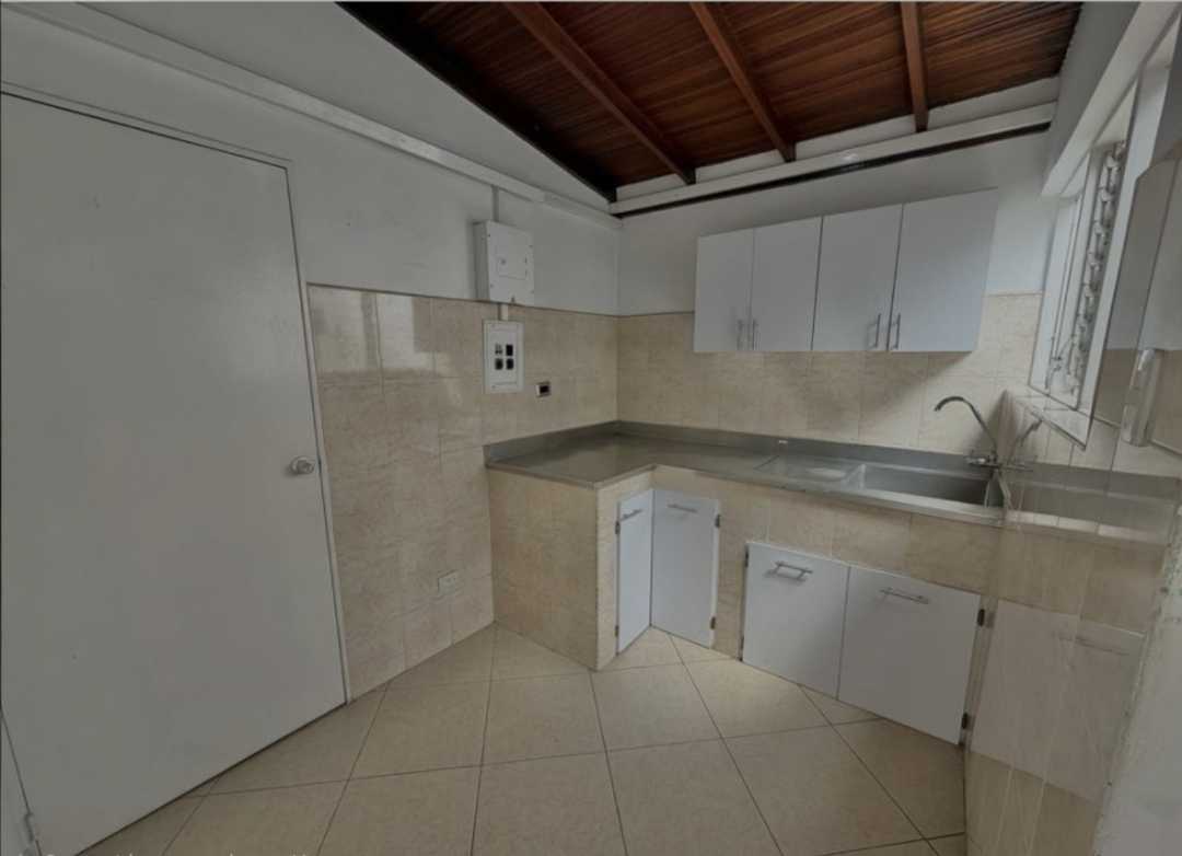 Vendo casa SURAMERICANA