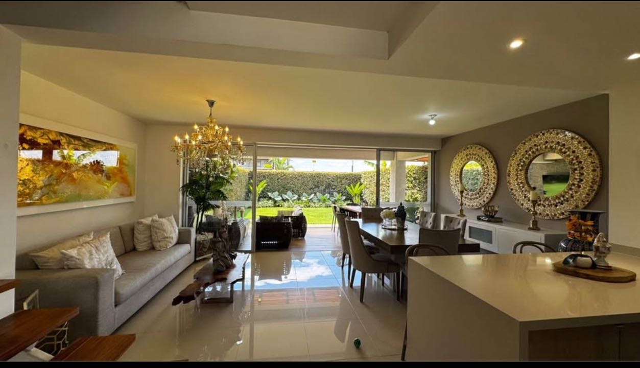 VENDO HERMOSA CASA EN ALFAGUARA CASATERRA 201m2